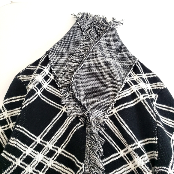 Additions By Chico's Plaid Fringe Cardigan Sweater Size 2 - Picture 8 of 14